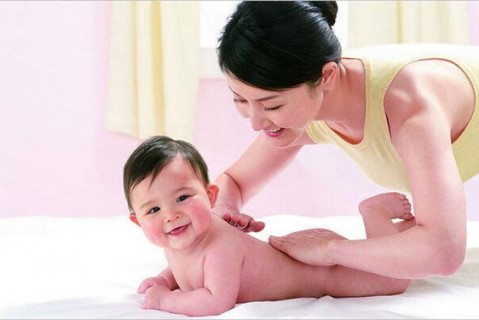 中山代生宝宝长牙了就断奶了吗 喂奶的六大误区妈妈千万要避开